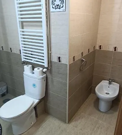 Gran Cerca Del Mar Y Castillo Apartamento